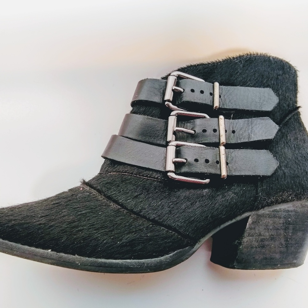 Unique for free nine West chunky heel ankle boots! - Picture 7 of 8